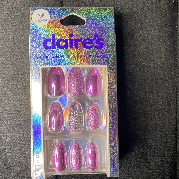 Claire's Other - 3/$20 Vegan glitter pink Press on nails.